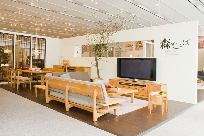 飛騨の家具ショールームにての特別セール！